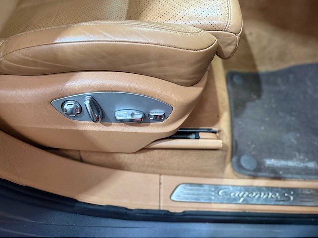 Porsche - cayenne s - hybrid - personenauto - 2012 - afbeelding 14 van  29