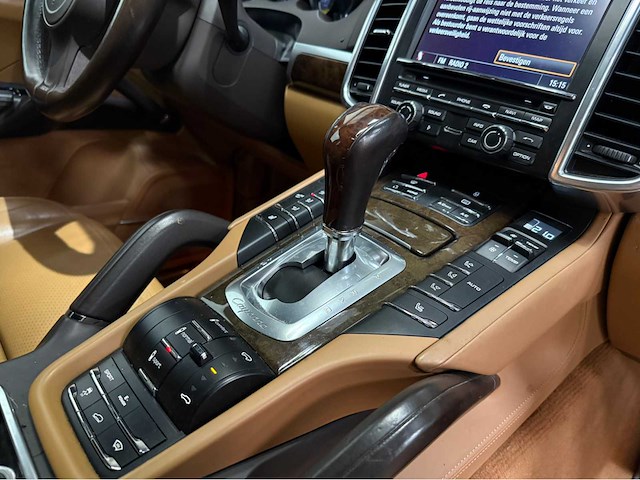 Porsche - cayenne s - hybrid - personenauto - 2012 - afbeelding 5 van  23