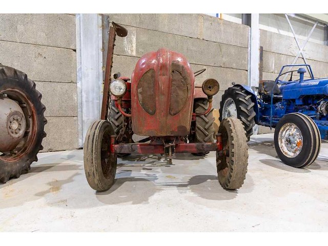 Porsche - junior - vintage tractor - afbeelding 2 van  9