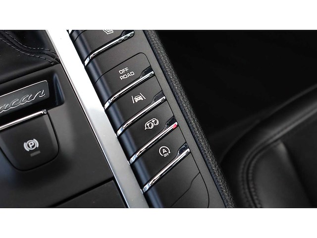 Porsche - macan - 3.0 gts - 2018 - xr-078-j - afbeelding 19 van  29