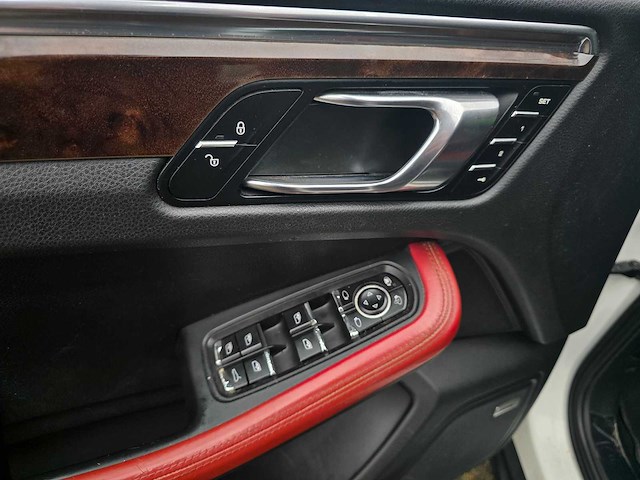 Porsche - macan s - 2015 - 81 dkm - personenauto - afbeelding 7 van  17