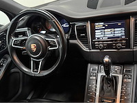Porsche - macan s - personenauto - 2014 - afbeelding 11 van  36