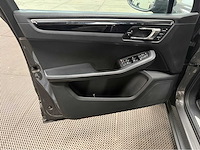 Porsche - macan s - personenauto - 2014 - afbeelding 18 van  36