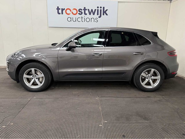 Porsche - macan s - personenauto - 2014 - afbeelding 31 van  36