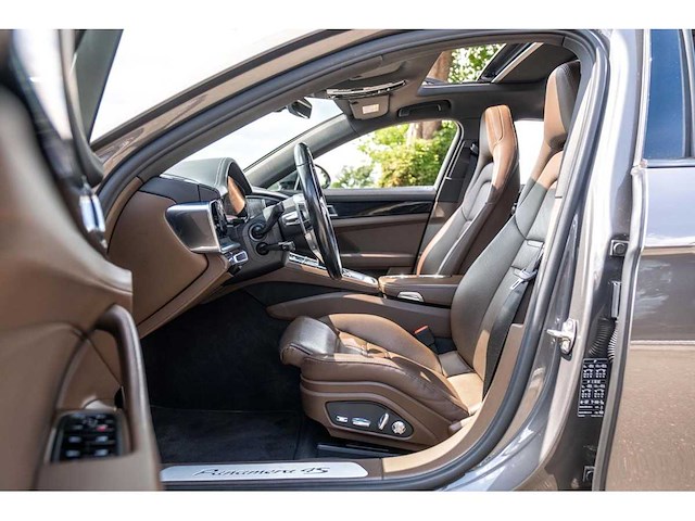 Porsche - panamera - 2.9 4s - 2017 - afbeelding 11 van  55