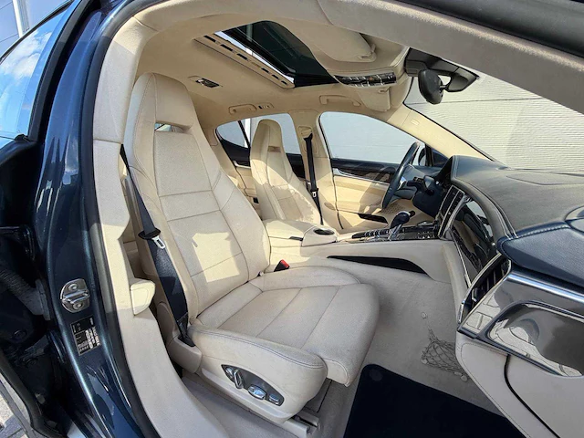 Porsche - panamera - 4.8 turbo - 500 pk - personenauto - 2009 - afbeelding 3 van  29