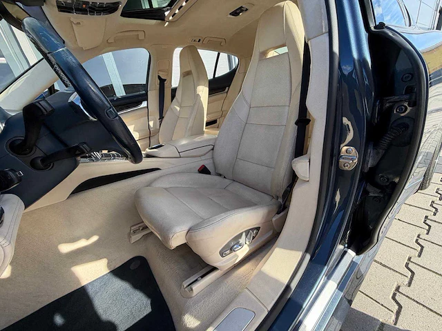 Porsche - panamera - 4.8 turbo - 500 pk - personenauto - 2009 - afbeelding 4 van  29