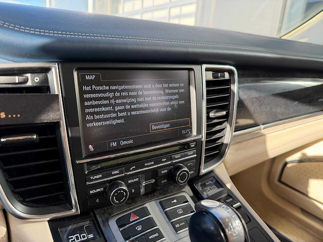 Porsche - panamera - 4.8 turbo - 500 pk - personenauto - 2009 - afbeelding 9 van  29