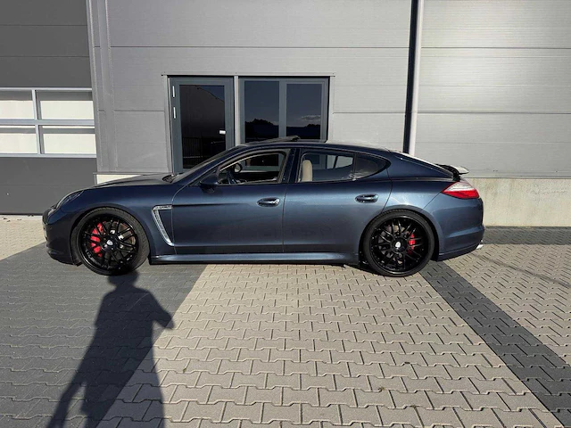 Porsche - panamera - 4.8 turbo - 500 pk - personenauto - 2009 - afbeelding 12 van  29
