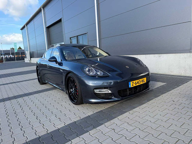 Porsche - panamera - 4.8 turbo - 500 pk - personenauto - 2009 - afbeelding 26 van  29