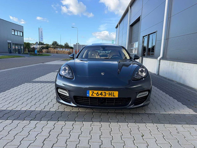 Porsche - panamera - 4.8 turbo - 500 pk - personenauto - 2009 - afbeelding 27 van  29