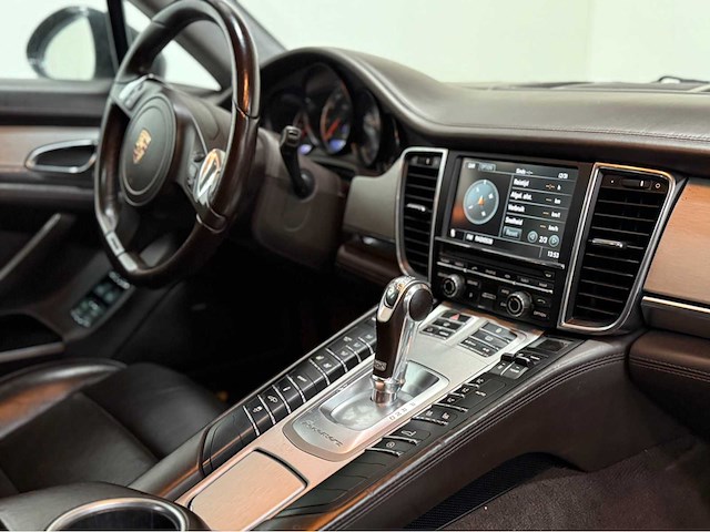 Porsche - panamera - turbo - 4.8 v8 - 500 pk personenauto - 2012 - afbeelding 7 van  38