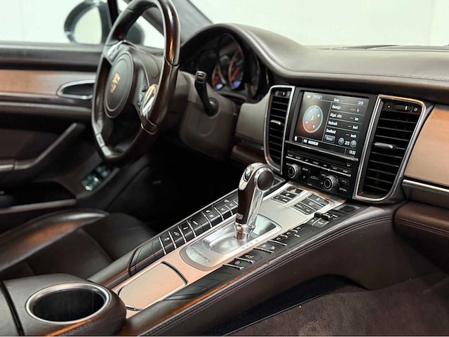 Porsche - panamera - turbo - 4.8 v8 - 500 pk personenauto - 2012 - afbeelding 8 van  38