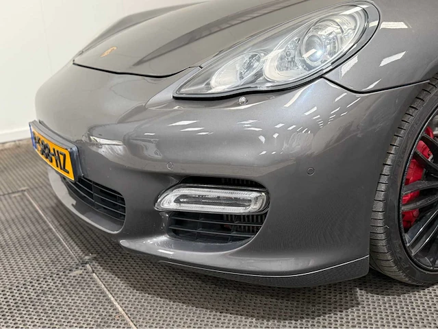 Porsche - panamera - turbo - 4.8 v8 - 500 pk personenauto - 2012 - afbeelding 2 van  35