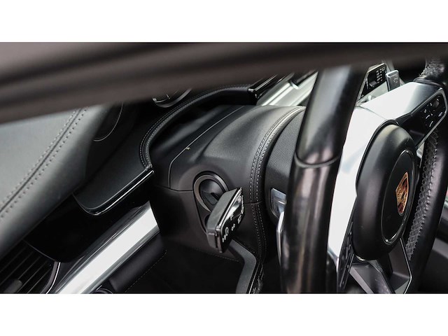 Porsche - panamera sport turismo - 2.9 4 e-hybrid - 2018 - personenauto - sj-929-p - afbeelding 9 van  24