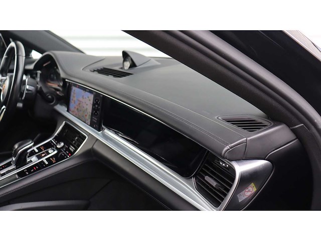 Porsche - panamera sport turismo - 2.9 4 e-hybrid - 2018 - personenauto - sj-929-p - afbeelding 12 van  24