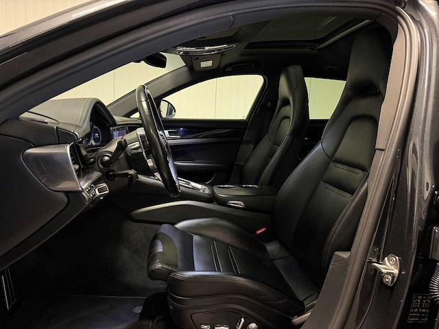 Porsche - panamera sport turismo - 2.9 4 e-hybrid - kjv-12-n- 2019 iaw - afbeelding 4 van  25