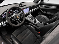 Porsche - panamera sport turismo - 4.0 gts - s-099-hs- 2019 iaw - afbeelding 25 van  29