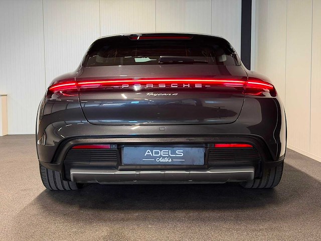 Porsche - taycan cross turismo - 4 93 kwh - krs-86-k- 2023 iaw - afbeelding 14 van  23