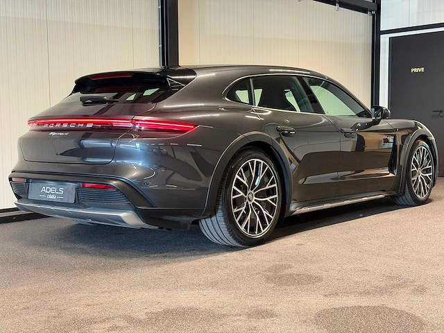 Porsche - taycan cross turismo - 4 93 kwh - krs-86-k- 2023 iaw - afbeelding 12 van  23