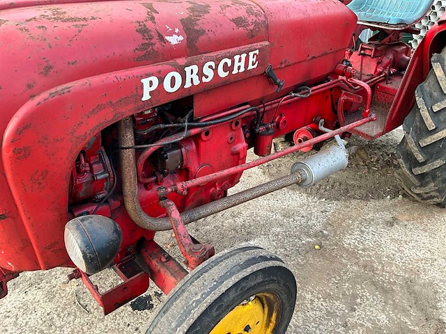 Porsche 219 oldtimer tractor - afbeelding 2 van  16