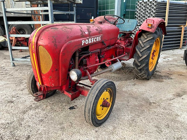 Porsche 219 oldtimer tractor - afbeelding 9 van  16