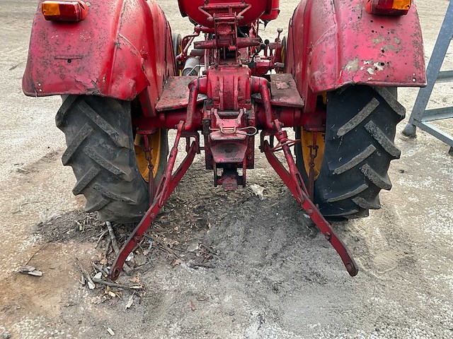 Porsche 219 oldtimer tractor - afbeelding 16 van  16