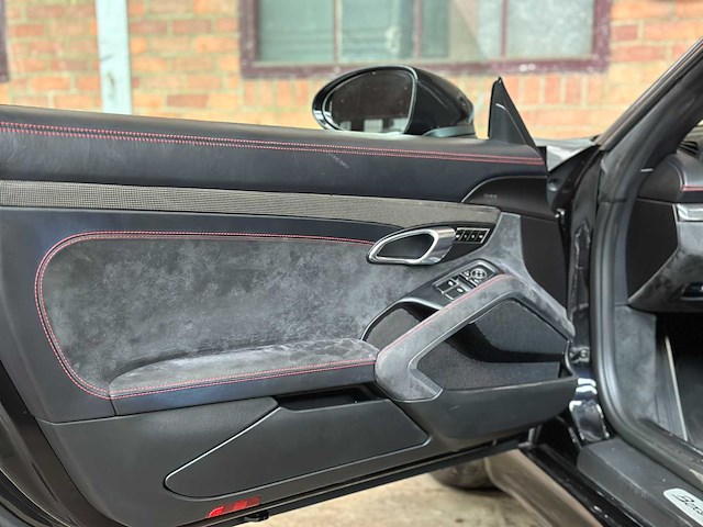 Porsche 718 boxster gts 2.5 366pk 2018, k-048-hg - afbeelding 38 van  73