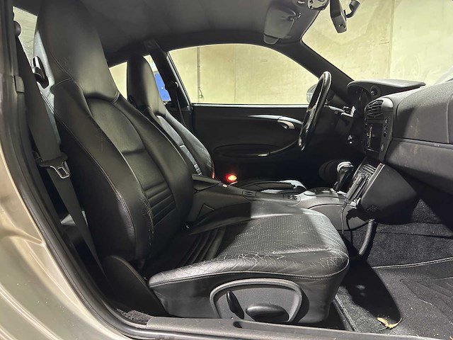 Porsche 911 3.4 coupé carrera 996 300pk 1998, 73-xv-xl - afbeelding 28 van  37