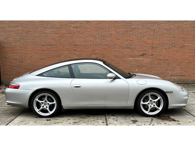 Porsche 911 3.6 targa, automaat, 39-jg-lf - afbeelding 16 van  18
