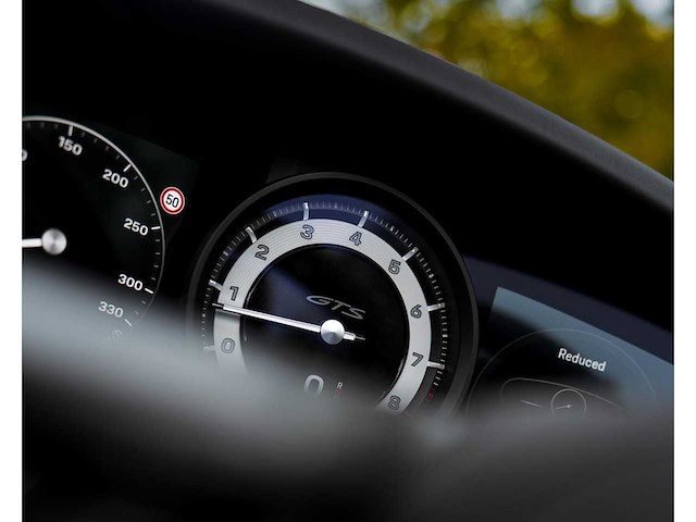 Porsche 911 992 cabrio 3.0 carrera gts | hgp-97-l i - afbeelding 5 van  61