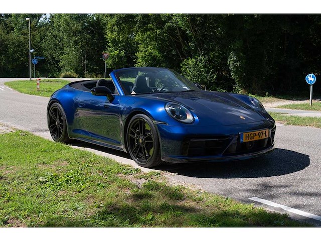 Porsche 911 992 cabrio 3.0 carrera gts | hgp-97-l i - afbeelding 17 van  61