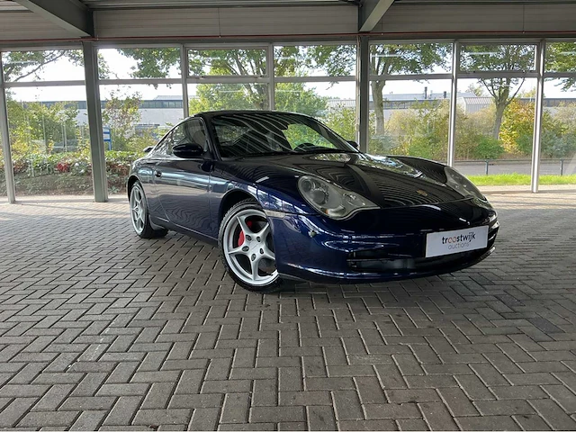 Porsche 911 996 carrera 4 | 3.6 | 320 pk | 2002 | youngtimer | 76.000 km | 18 inch carrera wielen | psm | vierwielaandrijving | btw auto - afbeelding 1 van  58