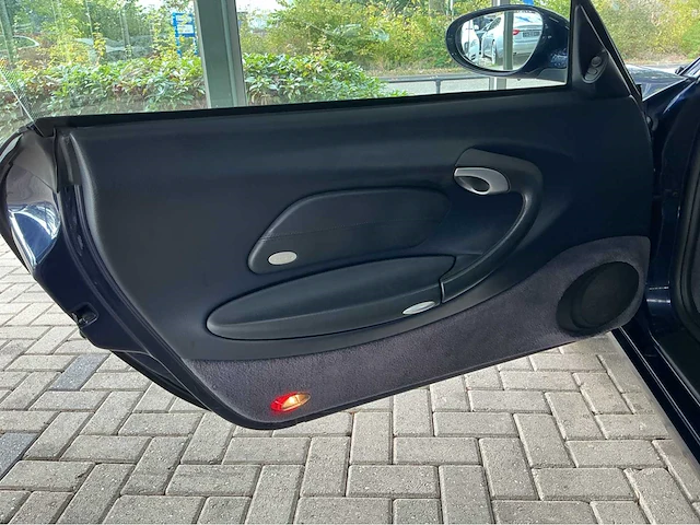 Porsche 911 996 carrera 4 | 3.6 | 320 pk | 2002 | youngtimer | 76.000 km | 18 inch carrera wielen | psm | vierwielaandrijving | btw auto - afbeelding 16 van  58