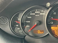 Porsche 911 996 carrera 4 | 3.6 | 320 pk | 2002 | youngtimer | 76.000 km | 18 inch carrera wielen | psm | vierwielaandrijving | btw auto - afbeelding 18 van  58