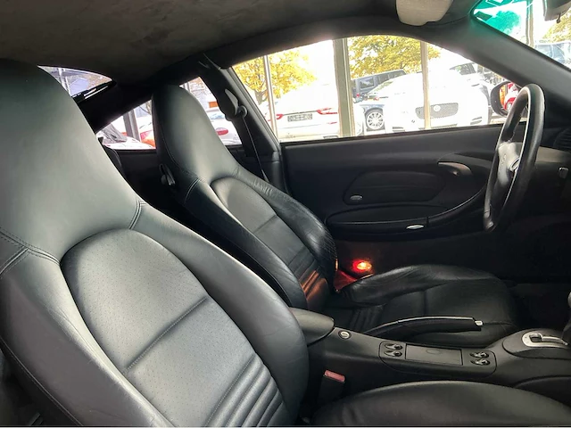 Porsche 911 996 carrera 4 | 3.6 | 320 pk | 2002 | youngtimer | 76.000 km | 18 inch carrera wielen | psm | vierwielaandrijving | btw auto - afbeelding 26 van  58