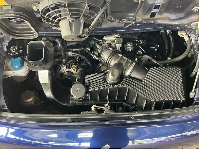 Porsche 911 996 carrera 4 | 3.6 | 320 pk | 2002 | youngtimer | 76.000 km | 18 inch carrera wielen | psm | vierwielaandrijving | btw auto - afbeelding 37 van  58