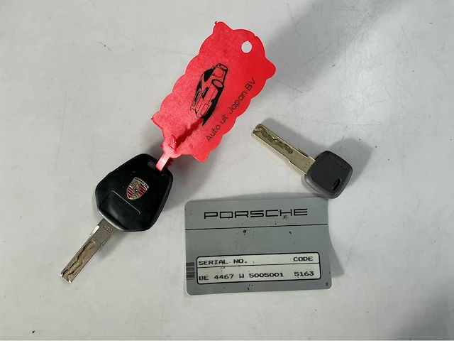 Porsche 911 996 carrera 4 | 3.6 | 320 pk | 2002 | youngtimer | 76.000 km | 18 inch carrera wielen | psm | vierwielaandrijving | btw auto - afbeelding 56 van  58