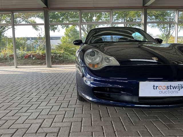 Porsche 911 996 carrera 4 | 3.6 | 320 pk | 2002 | youngtimer | 76.000 km | 18 inch carrera wielen | psm | vierwielaandrijving | btw auto - afbeelding 34 van  58