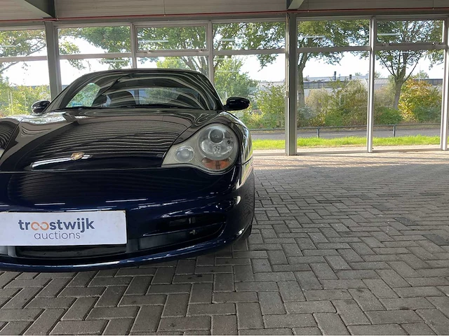Porsche 911 996 carrera 4 | 3.6 | 320 pk | 2002 | youngtimer | 76.000 km | 18 inch carrera wielen | psm | vierwielaandrijving | btw auto - afbeelding 40 van  58