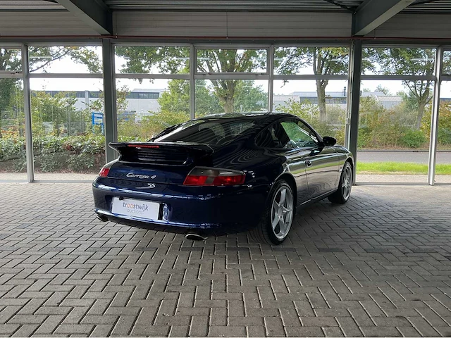 Porsche 911 996 carrera 4 | 3.6 | 320 pk | 2002 | youngtimer | 76.000 km | 18 inch carrera wielen | psm | vierwielaandrijving | btw auto - afbeelding 45 van  58