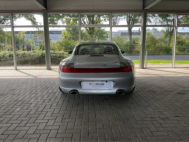 Porsche 911 (996) carrera 4s – 3.6 flat-six | 320 pk | iconische 4s widebody | awd| btw auto - afbeelding 35 van  36