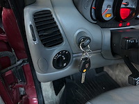 Porsche 911 996 carrera cabrio 4 3.6 320pk 2004 -youngtimer- - afbeelding 10 van  32