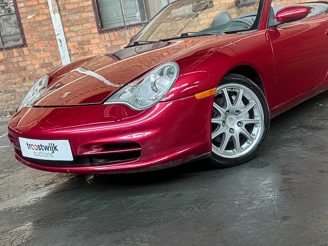 Porsche 911 996 carrera cabrio 4 3.6 320pk 2004 -youngtimer- - afbeelding 29 van  34