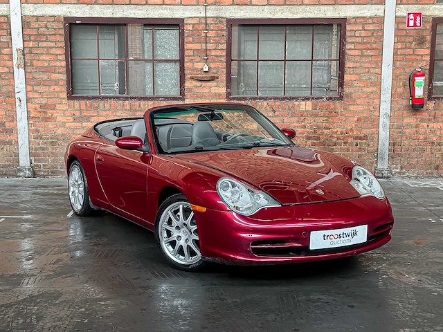 Porsche 911 996 carrera cabrio 4 3.6 320pk 2004 -youngtimer- - afbeelding 33 van  34