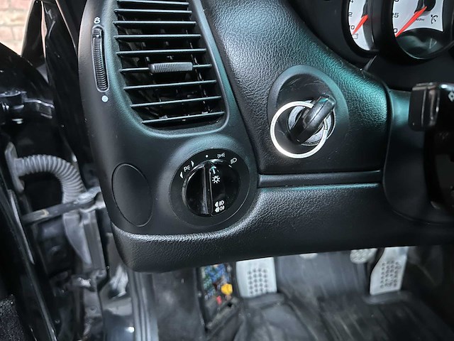 Porsche 911 996 carrera coupe 3.4 300pk 2001 -handgeschakeld- youngtimer - afbeelding 8 van  31