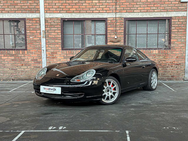 Porsche 911 996 carrera coupe 3.4 300pk 2001 -handgeschakeld- youngtimer - afbeelding 1 van  31