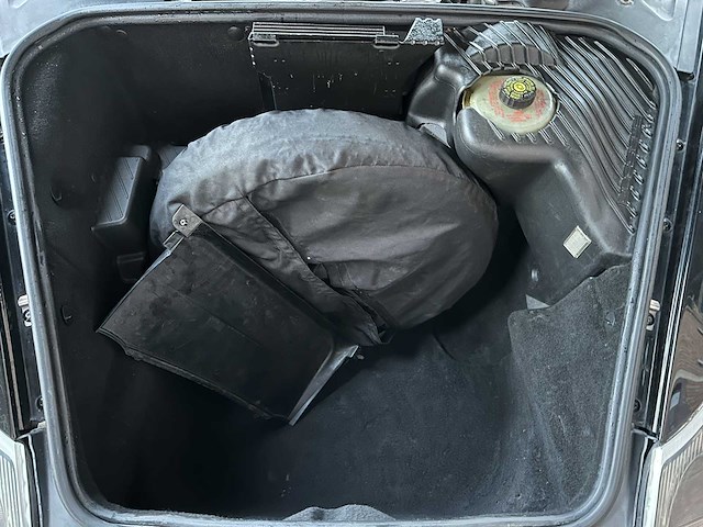 Porsche 911 996 carrera coupe 3.4 300pk 2001 -handgeschakeld- youngtimer - afbeelding 24 van  31