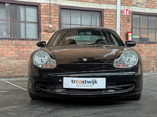 Porsche 911 996 carrera coupe 3.4 300pk 2001 -handgeschakeld- youngtimer - afbeelding 27 van  31
