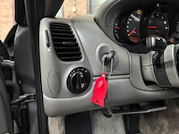 Porsche 911 996 carrera coupe 3.4 handgeschakeld 300pk 2000 -youngtimer- - afbeelding 22 van  36